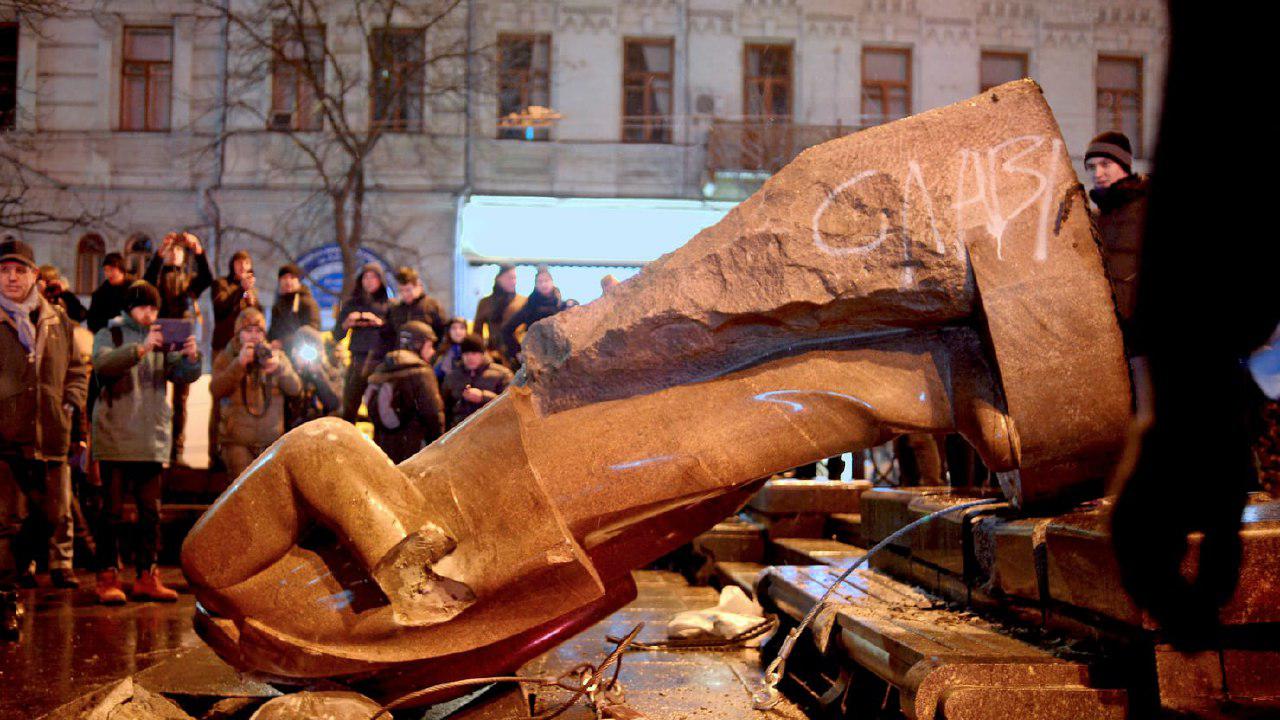 Bitcoin art in Kiev: a statue for Satoshi