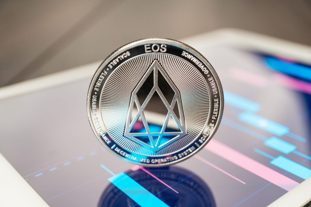 Number of EOS dApp users increases