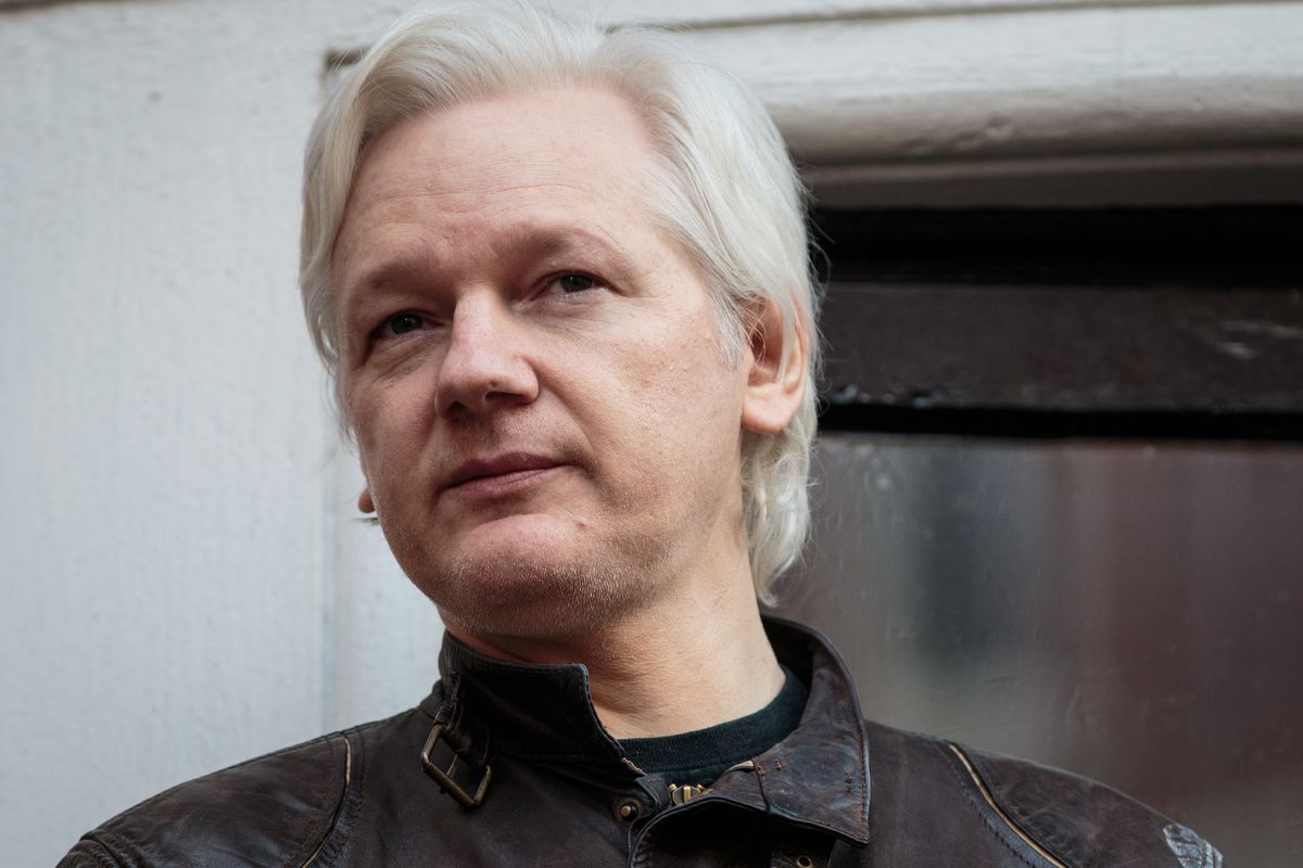USA wants to learn from Julian Assange about Russian Bitcoins