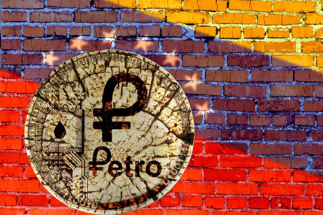 Maduro announces the opening of 790 physical counters for Petro
