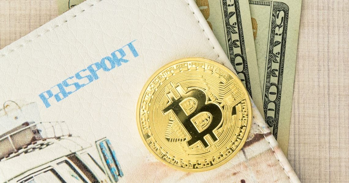 TravelbyBit gives away bitcoin (BTC)