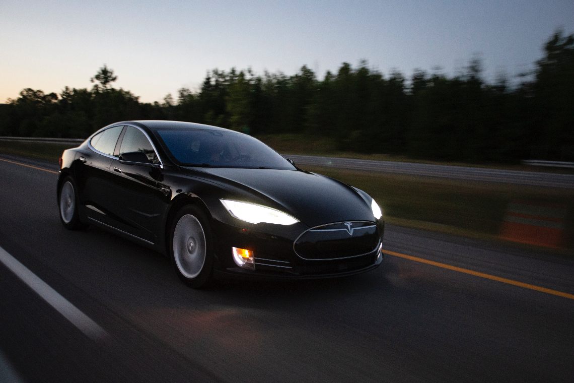 Tesla, the “best quarter ever” brings up stock prices