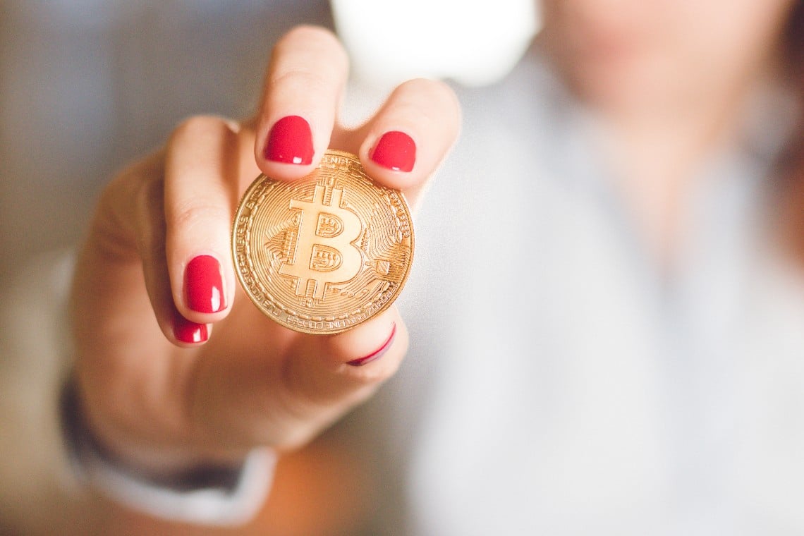 Women and cryptocurrencies, investments increase
