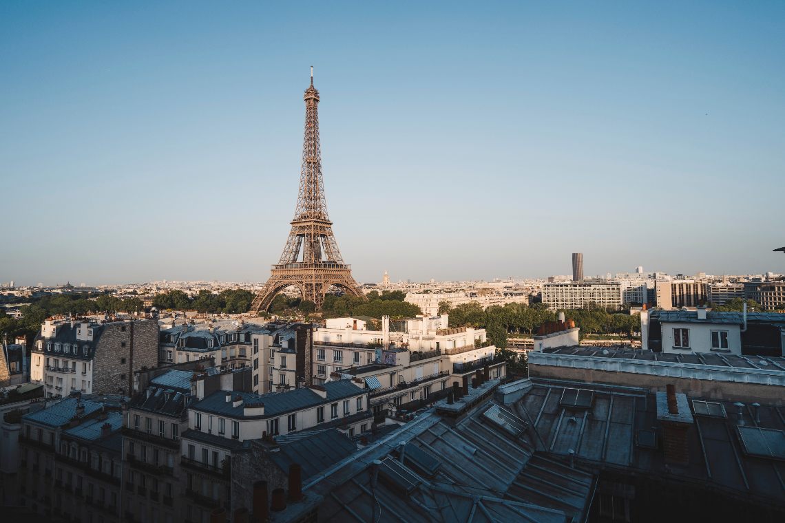 Non Fungible Token Eiffel tower