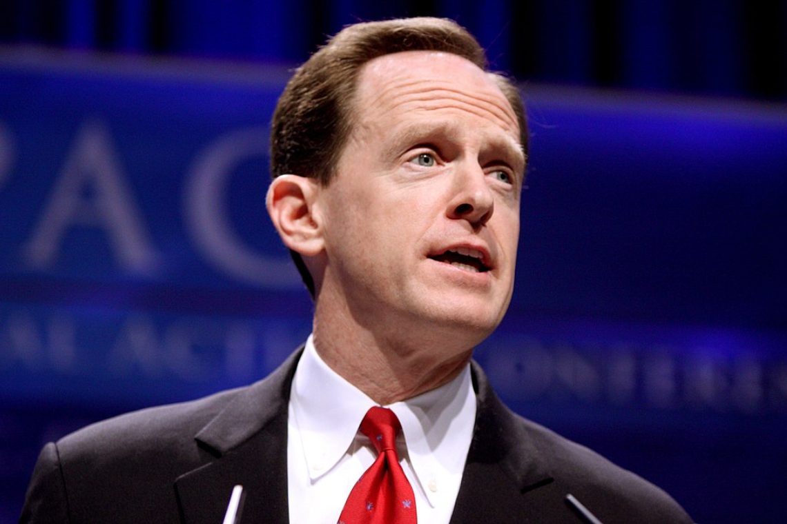Senator Pat Toomey invested in Bitcoin and Ethereum thanks to Grayscale