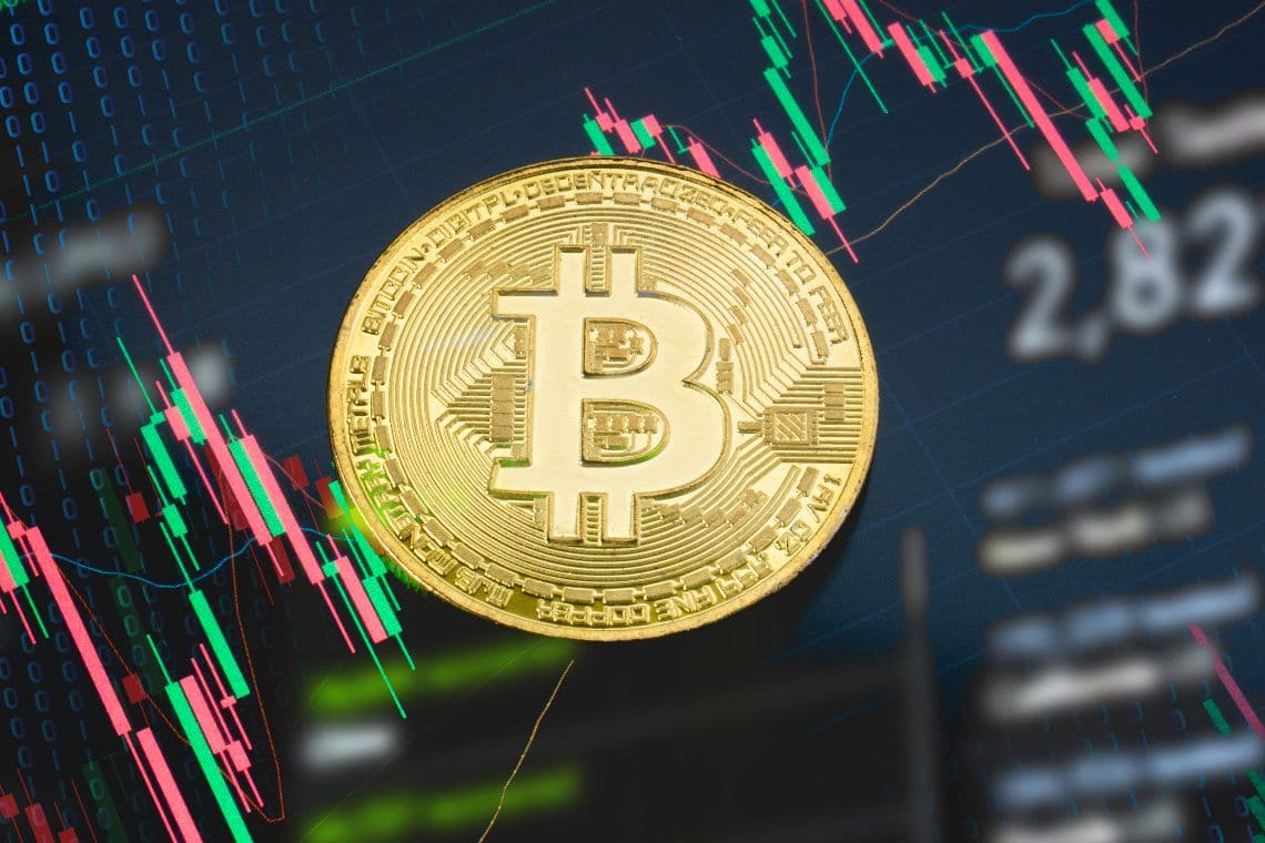 Bitcoin ($44k) and Ren ($0.5) price analysis