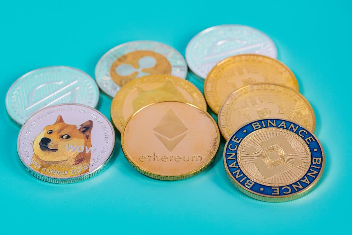 Crypto sentiment: Stellar, Binance Coin, and Dogecoin in the top 5