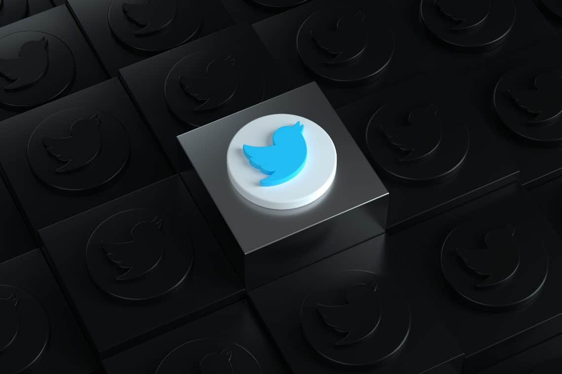 Twitter and Substack: Bitcoin as a competitive strategy