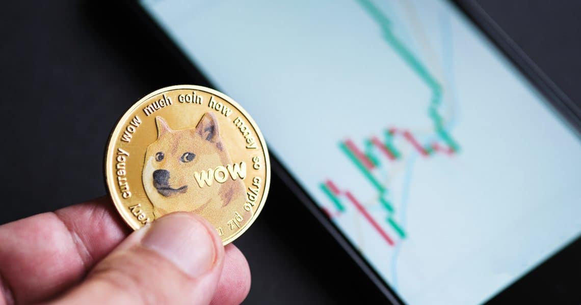 Binance suspends Dogecoin withdrawals for 2 weeks