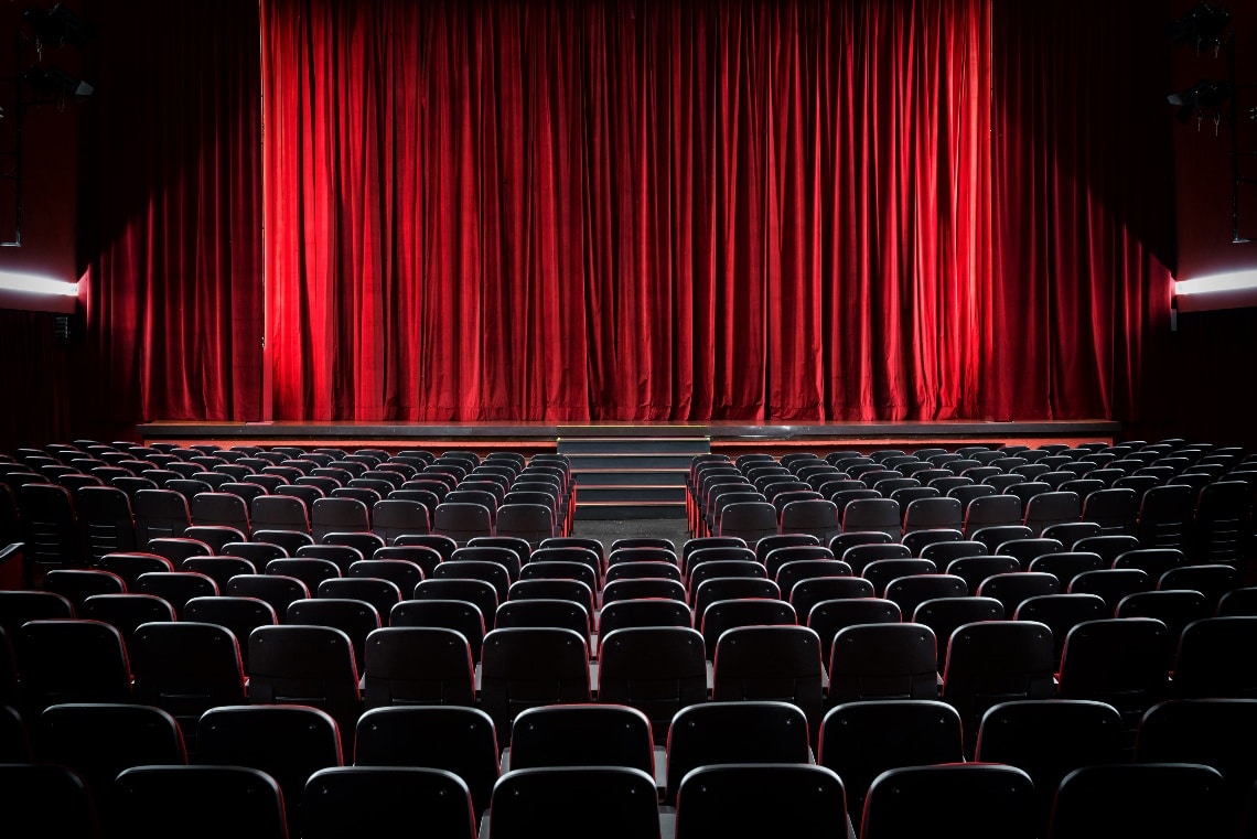 US, Regal brings crypto payments to over 500 theatres