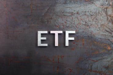 72% of traders are waiting for spot Bitcoin ETFs