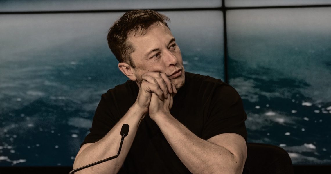 Elon Musk expects a US recession for the next year and a half