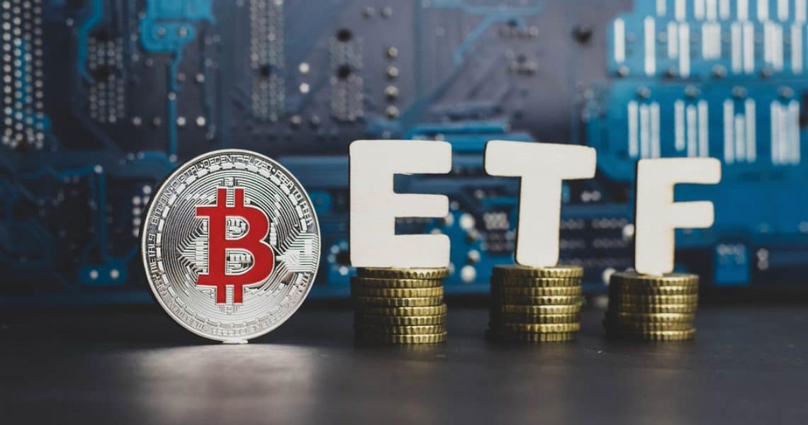 Bitcoin ETF: Cathie Wood is at it again