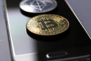 The reasons for using Bitcoin on your smartphone