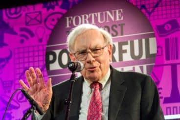 Warren Buffett back against the crypto world