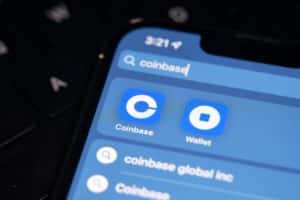 Coinbase shares soar after it reaches surveillance agreement for 5 spot Bitcoin ETFs