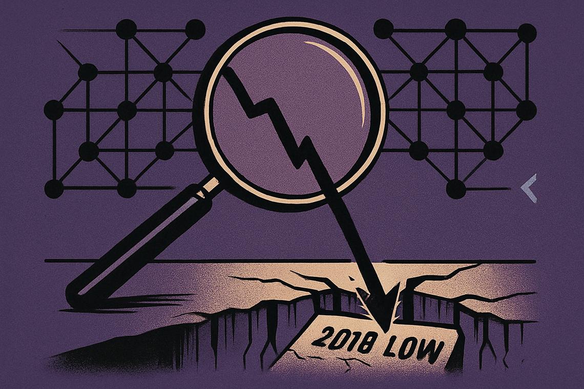 Bitcoin Active Addresses Hit 2018 Low—Is a Bottom Forming?
